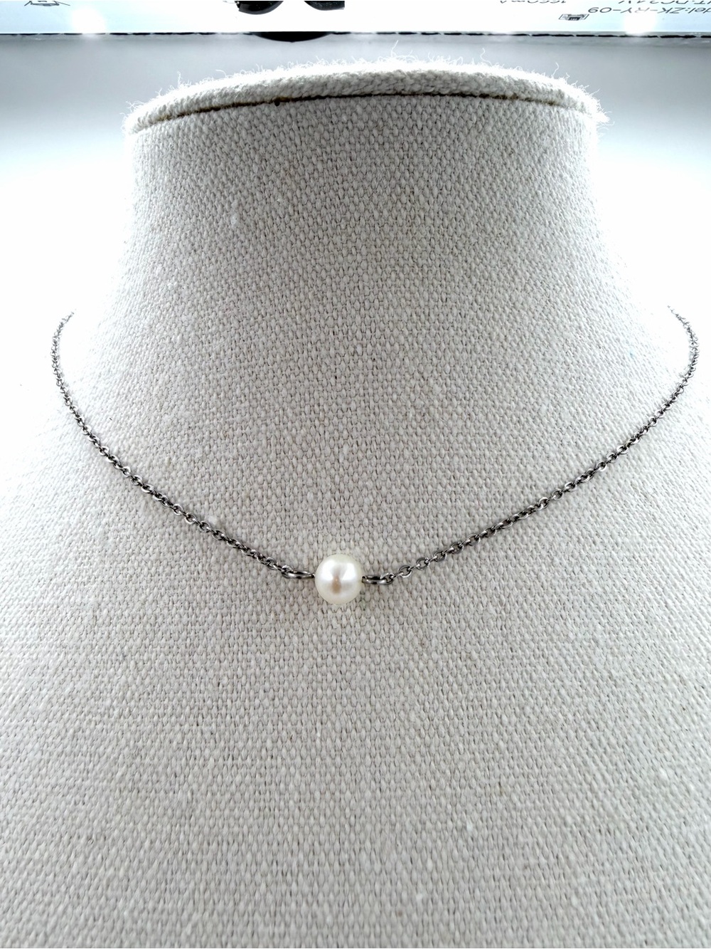 Genuine Floating Cultured Freshwater Pearl Silver-Tone Choker Collar Necklace